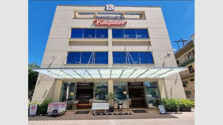 Ζαχαροπλαστεία Κοσμικόν: Πώς μετατράπηκαν σε μηχανή χρήματος – Νέο ρεκόρ πωλήσεων