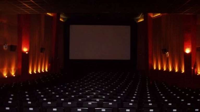 Κλείνει ο ιστορικός κινηματογράφος Odeon Embassy στο Κολωνάκι