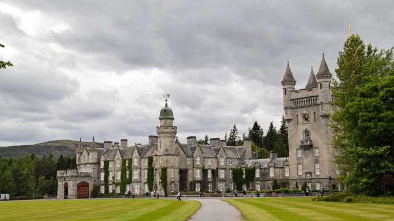 Κάστρο Μπαλμόραλ: Για πρώτη φορά ο βασιλιάς Κάρολος ανοίγει το &quot;καταφύγιό&quot; του στο κοινό