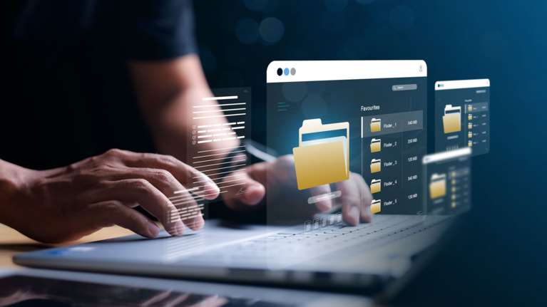 Τι αλλάζει με το νέο εργασιακό νομοσχέδιο: Τι ισχύει για 13ωρο, 4ήμερη εργασία, προσλήψεις-εξπρές και υπερωρίες
