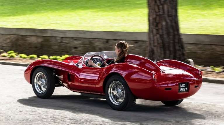 Η Ferrari Testa Rossa J εξοπλίζεται με ηλεκτρικό κινητήρα