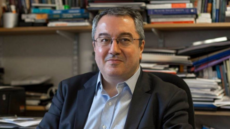 Καμπανάκι Μόσιαλου για τα 110 νέα κρούσματα: Δεν αντέχουμε δεύτερο lockdown - Όχι πανικός, αλλά φορέστε μάσκα