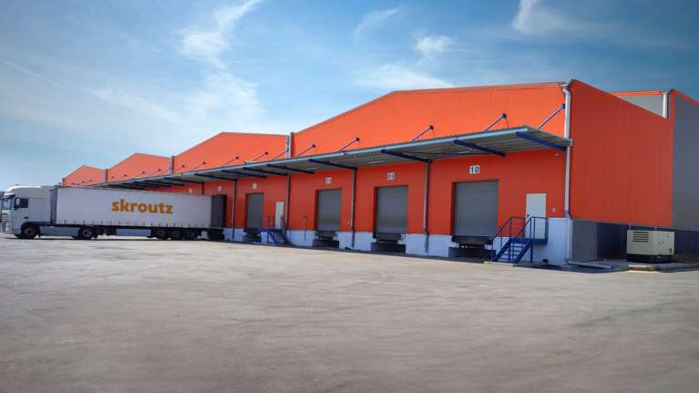 Skroutz: Επένδυση σε νέες αποθήκες στον Ασπρόπυργο