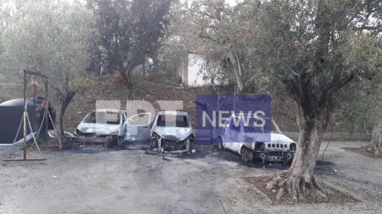 Λέσβος: Προφυλακίστηκε 60χρονος Αγγλος για τον εμπρησμό 18 αυτοκινήτων και 2 μηχανών