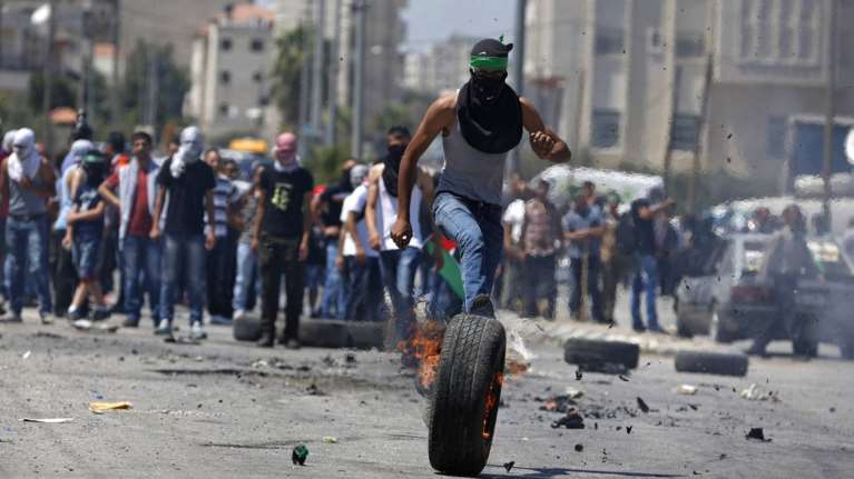 Δυτική Όχθη: Δύο Παλαιστίνιοι νεκροί από επίθεση εποίκων - Ανάμεσά τους Αμερικανός πολίτης