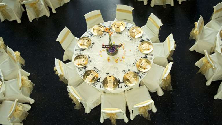 Σε ποιες περιοχές ισχύει το ανώτατο όριο των 50 ατόμων στις κοινωνικές εκδηλώσεις - &quot;Τσουχτερά&quot; τα πρόστιμα