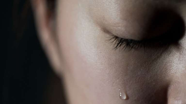 Ρόδος: 47χρονος κατηγορείται ότι ασέλγησε σε 13χρονη - Της πρόσφερε και τσιγάρο με κάνναβη