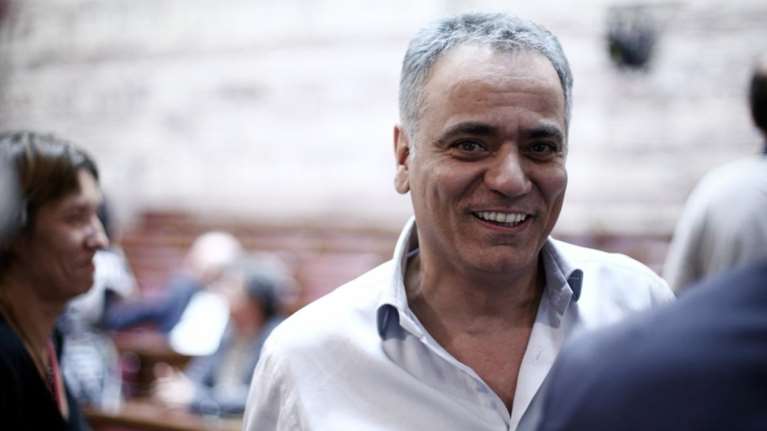 Σκουρλέτης για βιβλίο Τσίπρα: Δεν αντιμετωπίζει με θαρραλέο τρόπο τα αίτια της εκλογικής συντριβής του ΣΥΡΙΖΑ