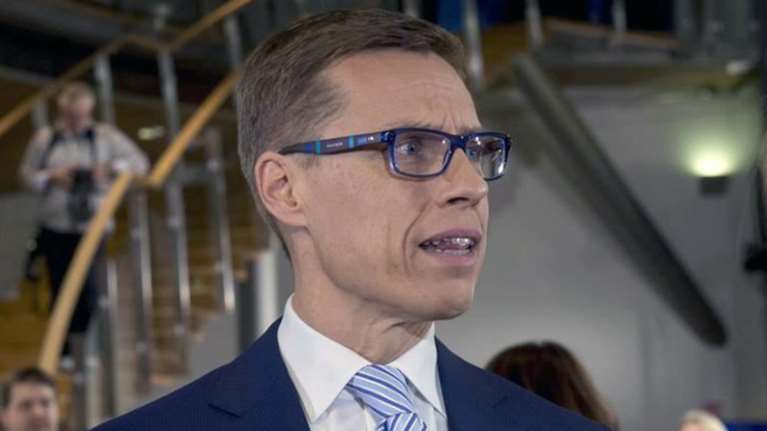 Αλεξάντερ Στουμπ σε Ντόναλντ Τραμπ: Η 20ή Απριλίου θα ήταν μια "καλή στιγμή" για την κατάπαυση του πυρός στην Ουκρανία