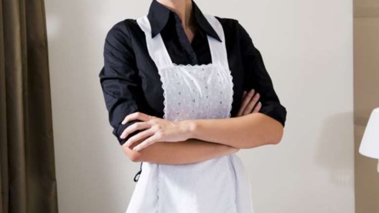 Μαρούσι: Χειροπέδες σε οικιακή βοηθό - Έκλεβε κοσμήματα και τα φορούσε σε βόλτες στο Κολωνάκι