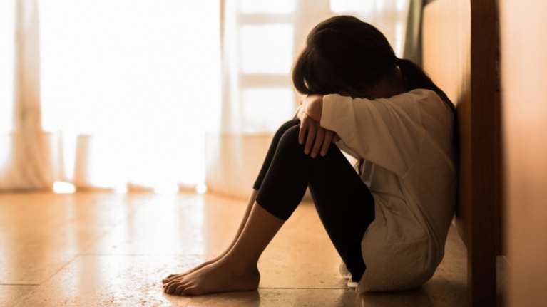 Σάλος στη Ρόδο: 52χρονος εκπαιδευτικός χτύπησε τον πατέρα της 14χρονης με την οποία ήταν... ερωτευμένος