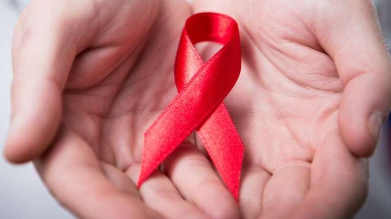 Γκίκας Μαγιορκίνης: Αύξηση των διαγνώσεων AIDS-HIV στην Ελλάδα το 2023 – Πού οφείλεται