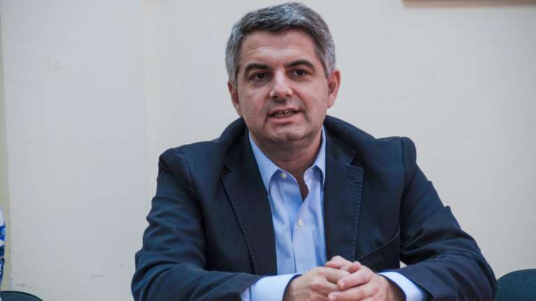 Κωνσταντινόπουλος: Το ΠΑΣΟΚ δεν θα ανοίξει την πίσω πόρτα για πρωθυπουργία Τσίπρα ή Μητσοτάκη