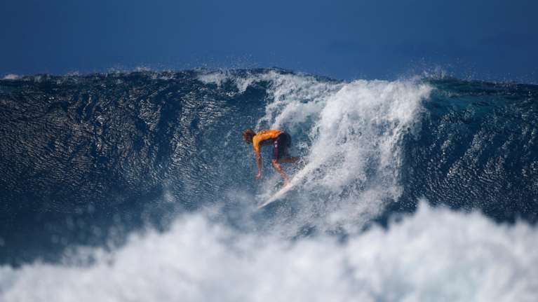 Στη Χαβάη το 91% των πλαστικών στις παραλίες είναι θαμμένα μέσα στην άμμο