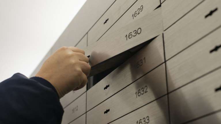 Casa de Papel με τις θυρίδες στο Ψυχικό: Νέες αποκαλύψεις για τους δύο ύποπτους &quot;Δούρειους Ίππους&quot;