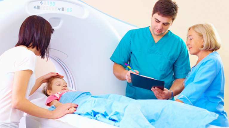 Συναγερμός στις ΗΠΑ για την ανεξήγητη ηπατίτιδα σε παιδιά: Τα CDC ερευνούν 5 θανάτους και 109 κρούσματα