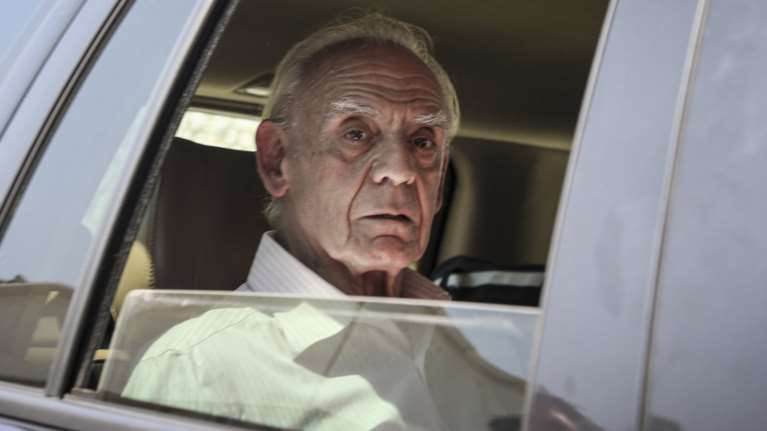 Άκης Τσοχατζόπουλος: Παραμένει σε κρίσιμη κατάσταση - Νοσηλεύεται με βαριά πνευμονία