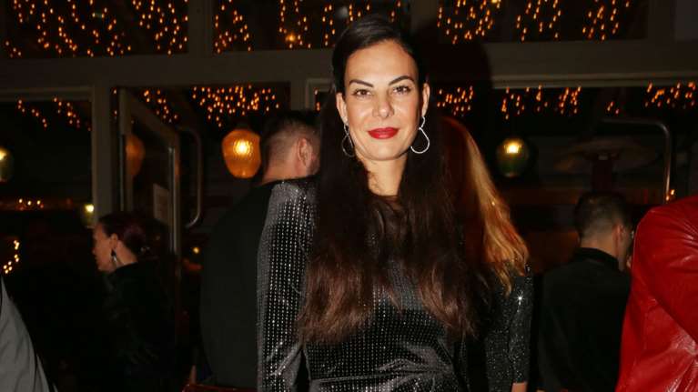 Σάλος με τη δήλωση της Εύης Βατίδου για τα &quot;παρατημένα παιδιά στα ορφανοτροφεία που δεν τα αποδέχτηκαν οι γονείς τους&quot;