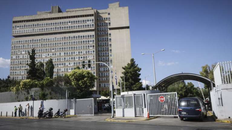 Οπαδική βία: Σύσκεψη στο υπουργείο Προστασίας του Πολίτη - Πώς θα εφαρμοστούν τα κυβερνητικά μέτρα