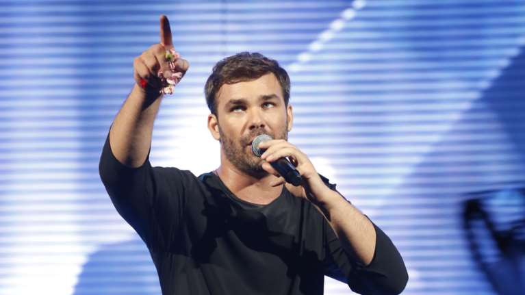 Εξαλλος ο Γιώργος Σαμπάνης: Έτοιμος να μηνύσει τη Soula Glamorous - "Είναι όλα ψέματα" [εικόνες]