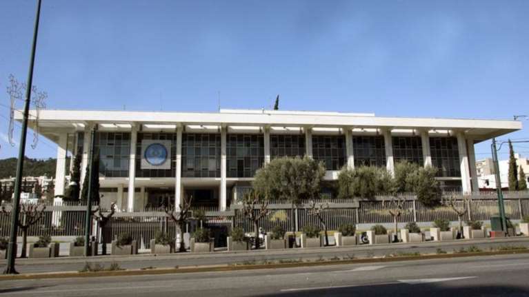 Αφγανός επιχείρησε να αυτοπυρποληθεί έξω από την Αμερικανική Πρεσβεία