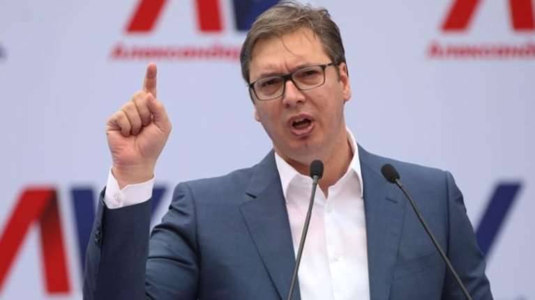 Ο πρόεδρος της Σερβίας κατηγορεί την Ουκρανία και χώρα της ΕΕ για απειλές τοποθέτησης βομβών σε αεροσκάφη της Air Serbia