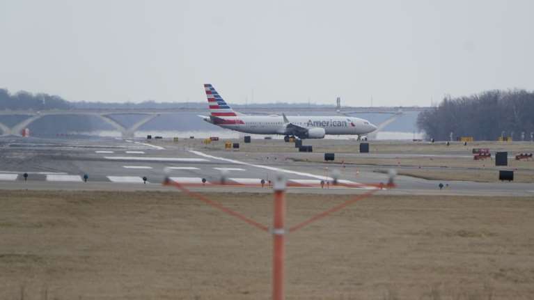 ΗΠΑ: Σύγκρουση αεροσκαφών της American Airlines στο αεροδρόμιο της Ουάσινγκτον - Επέβαιναν αρκετά μέλη του Κογκρέσου