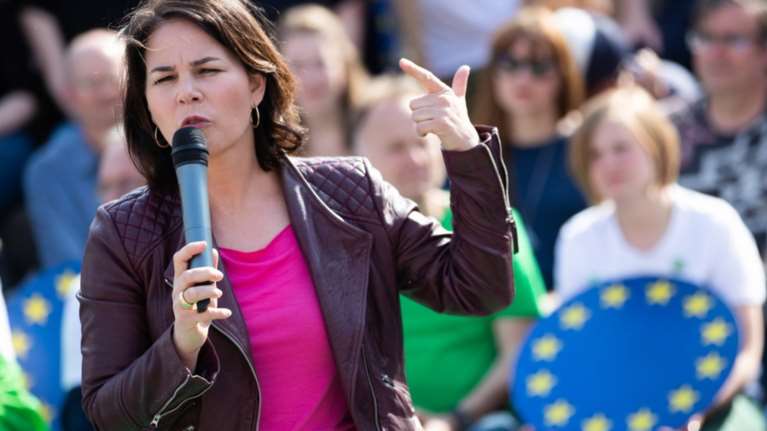 Κατά της προμήθειας δυτικών μαχητικών στην Ουκρανία τάσσεται η Γερμανία