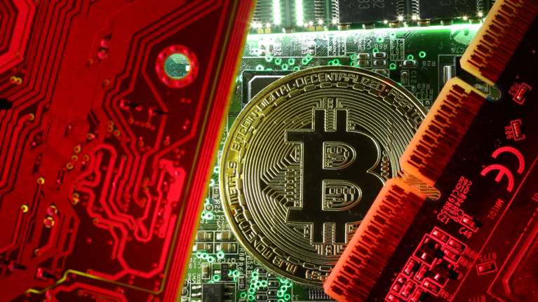 Forbes: Το bitcoin φλερτάρει με νέο ιστορικό υψηλό