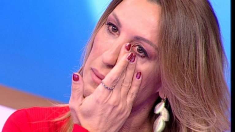 Πηγή Δεβετζή: Πνιγμένη στο κλάμα - Δεν ξέρω πώς κόλλησα κορονοϊό [βίντεο]