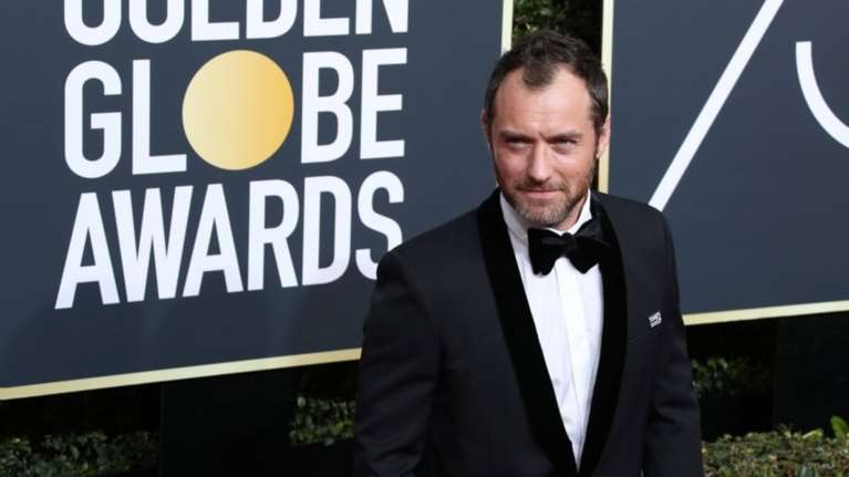 Ο Τζουντ Λο "μεταμορφώθηκε" σε… Βλαντιμίρ Πούτιν για τη νέα ταινία "Ο Μάγος του Κρεμλίνου"