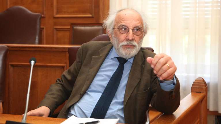 Ποινή φυλάκισης με αναστολή στον Λυκουρέζο - Οφειλές σε πρώην εργαζόμενους στο γραφείο του