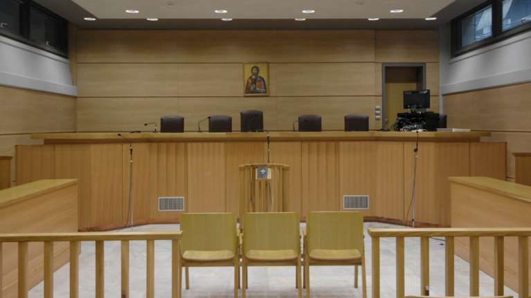 Θεσσαλονίκη: Κάθειρξη σε 49χρονο για ένοπλη ληστεία σε τράπεζα - Τρομοκράτης της &quot;Επαναστατικής Αυτοάμυνας&quot;