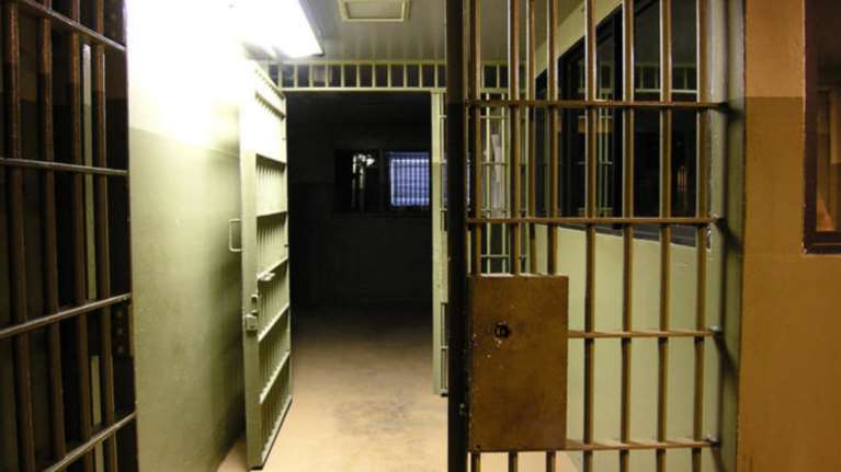 Κόρινθος: Συνελήφθησαν τρεις σωφρονιστικοί υπάλληλοι - Βοήθησαν βαρυποινίτη να αποδράσει