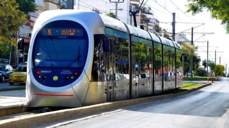 Πώς θα κινηθούν τα ΜΜΜ τις ημέρες του Πάσχα: Τα δρομολόγια σε λεωφορεία και μέσα σταθερής τροχιάς