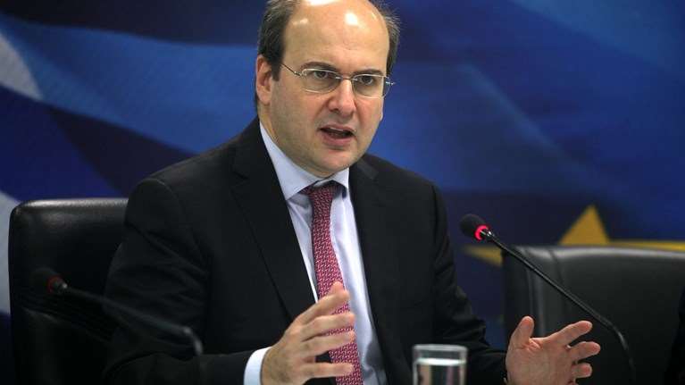 Κωστής Χατζηδάκης: Θα δούμε σημαντική ύφεση – Διανύουμε μια κούρσα αντοχής