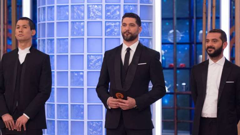 MasterChef 4: Τα... απανωτά &quot;μπιπ&quot; στον Κουτσόπουλο για το &quot;αγγούρι της θάλασσας&quot; [βίντεο]