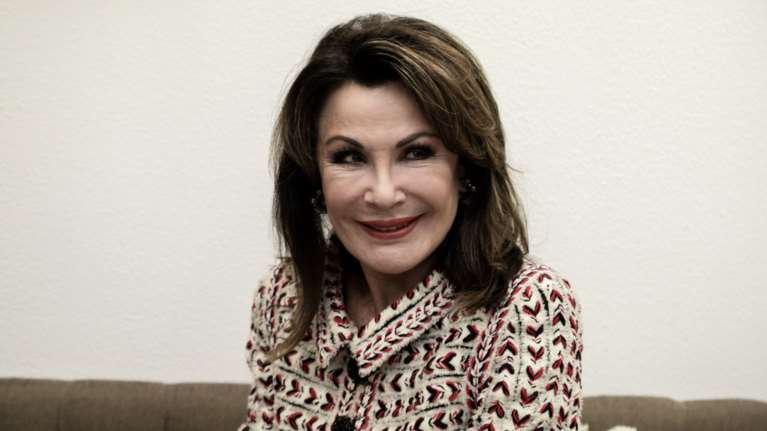 Γ. Αγγελοπούλου για την 25η Μαρτίου: Υποχρέωσή μας να παραμείνουμε και τώρα όρθιοι [Βίντεο]