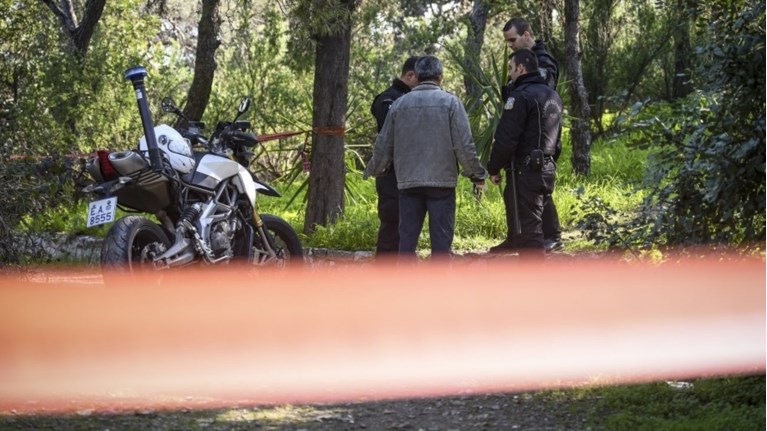 Λήστεψαν και παρενόχλησαν δύο φοιτήτριες στο Λόφο του Στρέφη
