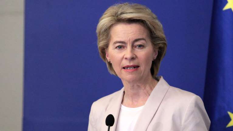 Μήνυμα Φον ντερ Λάιεν: Η πρόκληση που αντιμετωπίζει η Ελλάδα είναι μια ευρωπαϊκή πρόκληση