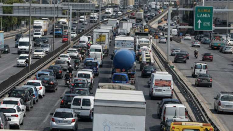 Πιθανό &quot;μοντέλο νησιών&quot; και στις μετακινήσεις από νομό σε νομό: Με test και green pass - Τι αποκάλυψε ο Πέτσας