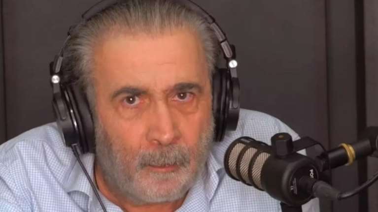 Χείμαρρος ο Λαζόπουλος για τον Αυτιά: &quot;Πόσα χιλιόμετρα γλείψιμο έχει κάνει η γλώσσα του&quot;