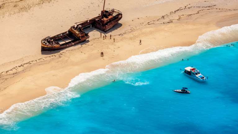 Καλοκαίρι χωρίς πρόσβαση στη διάσημη παραλία &quot;Ναυάγιο&quot; θα κάνει φέτος η Ζάκυνθος - Οι λόγοι για το λουκέτο