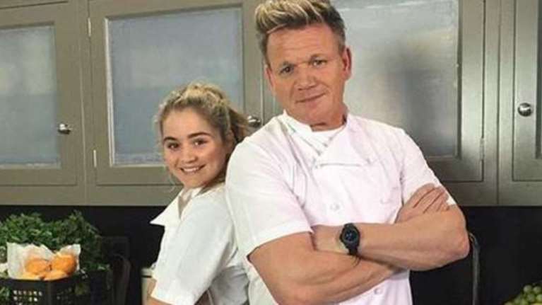 Ο Γκόρντον Ράμσεϊ ταξιδεύει στην Ελλάδα: Η σύγκριση της ομορφιάς της πριγκίπισσας Νταϊάνα με την... Σαντορίνη