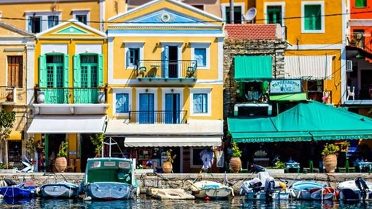 Κορονοϊός: Εκτινάχθηκε η θετικότητα πάνω από το όριο του 3% - Συναγερμός για Πάρο, Νάξο, Μύκονο - Οι περιοχές που είναι στο κόκκινο