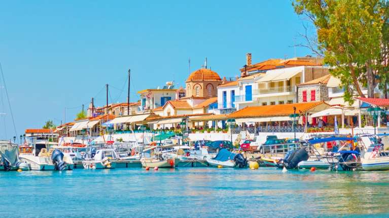 Ανεβαίνουν οι τιμές των εξοχικών κατοικιών κοντά στην Αθήνα: Ποιες περιοχές είναι ακριβές και ποιες οικονομικές