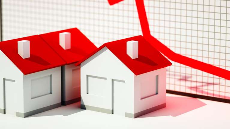 Στεγαστικά δάνεια: Ερχεται πάγωμα των επιτόκιων στις δόσεις και από μη συστημικές τράπεζες - διαχειριστές δανείων