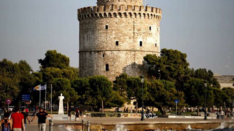 Κορονοϊός: Κύμα πανδημίας των ανεμβολίαστων - &quot;Συναγερμός&quot; για αύξηση 50% στο ιικό φορτίο στα λύματα στη Θεσσαλονίκη