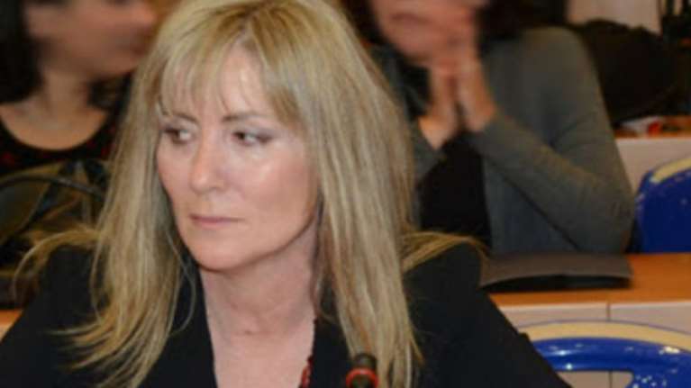 Η διάρρηξη στο σπίτι της Τουλουπάκη, οι θεωρίες συνωμοσίας της &quot;Αυγής&quot; και η επίθεση στο TheTOC