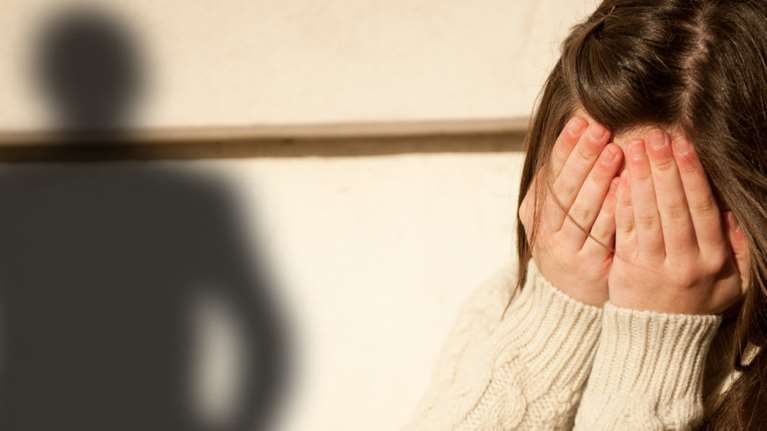 Αποπλάνηση 14χρονης: Οι φωτογραφίες που &quot;έκαψαν&quot; τον 40χρονο - Πώς τον έπιασαν επ&#39; αυτoφώρω στο ξενοδοχείο ημιδιαμονής